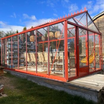 Sera sticla Tulipano rosie, spatiu de relaxare, jocuri de societate